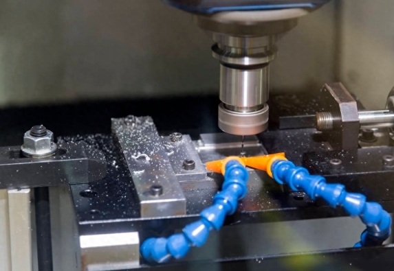 CNC精密机加工提高精度的方式